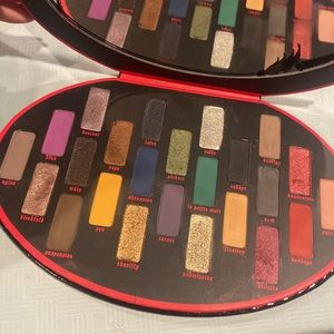 Kat Von D Fetish Eyeshadow Palette